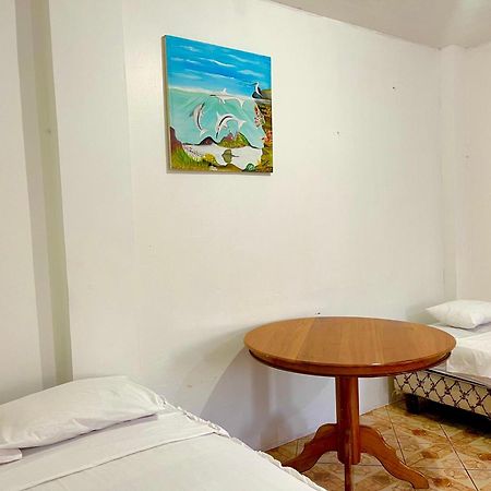 Hotel Hostal Vista Al Mar à Puerto Baquerizo Moreno Extérieur photo